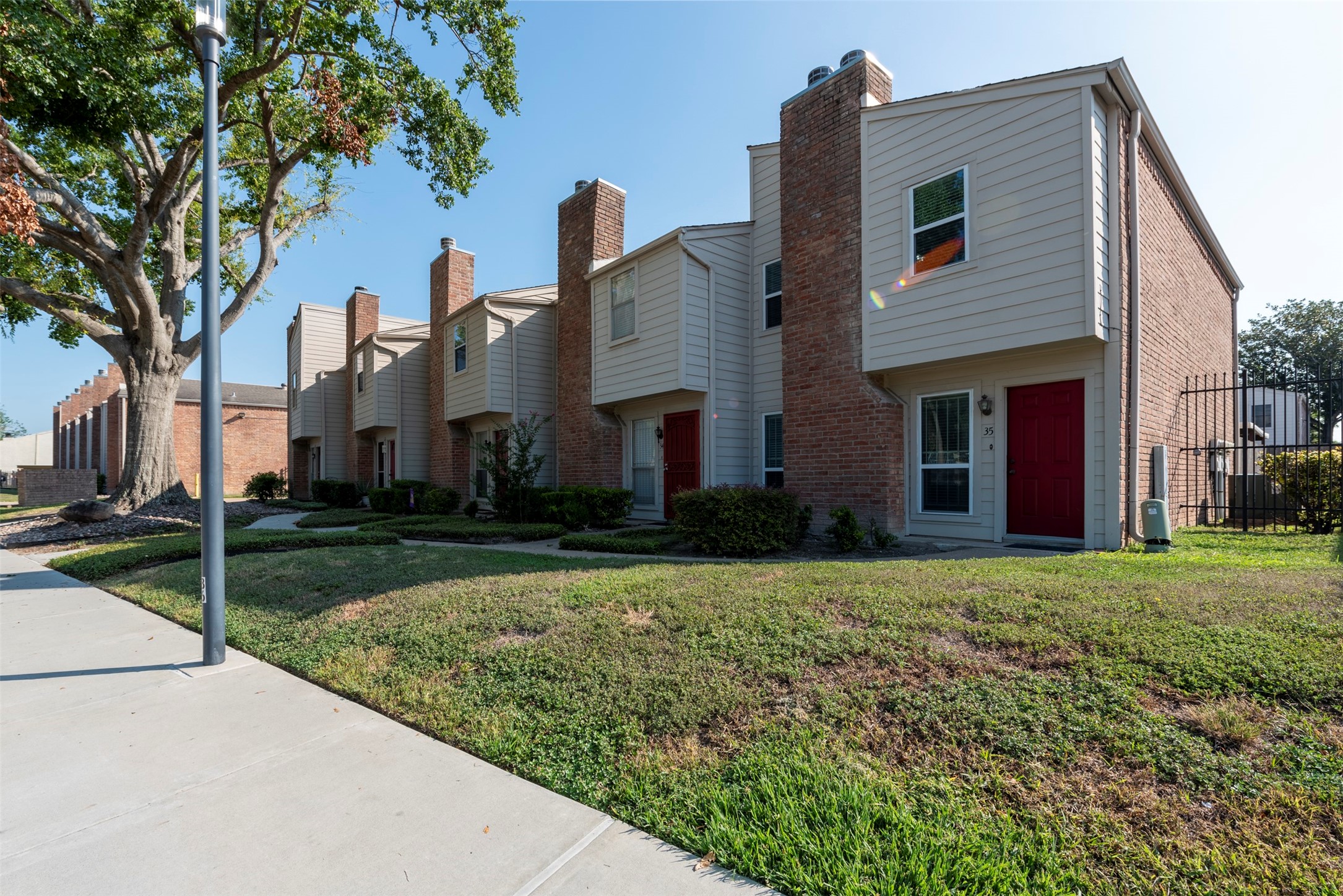 3901 Woodchase Drive 35 Houston TX 77042