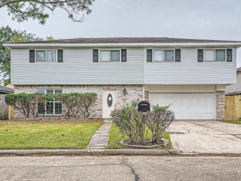9810 Wren Street La Porte TX 77571
