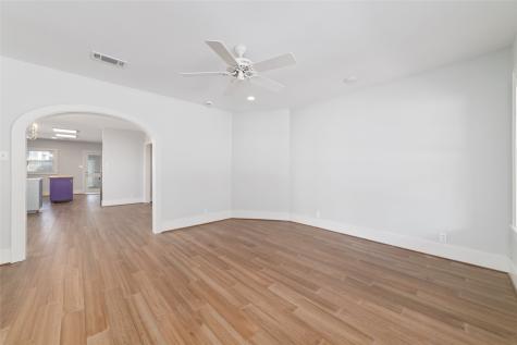 2907 Albany Street Houston TX 77006