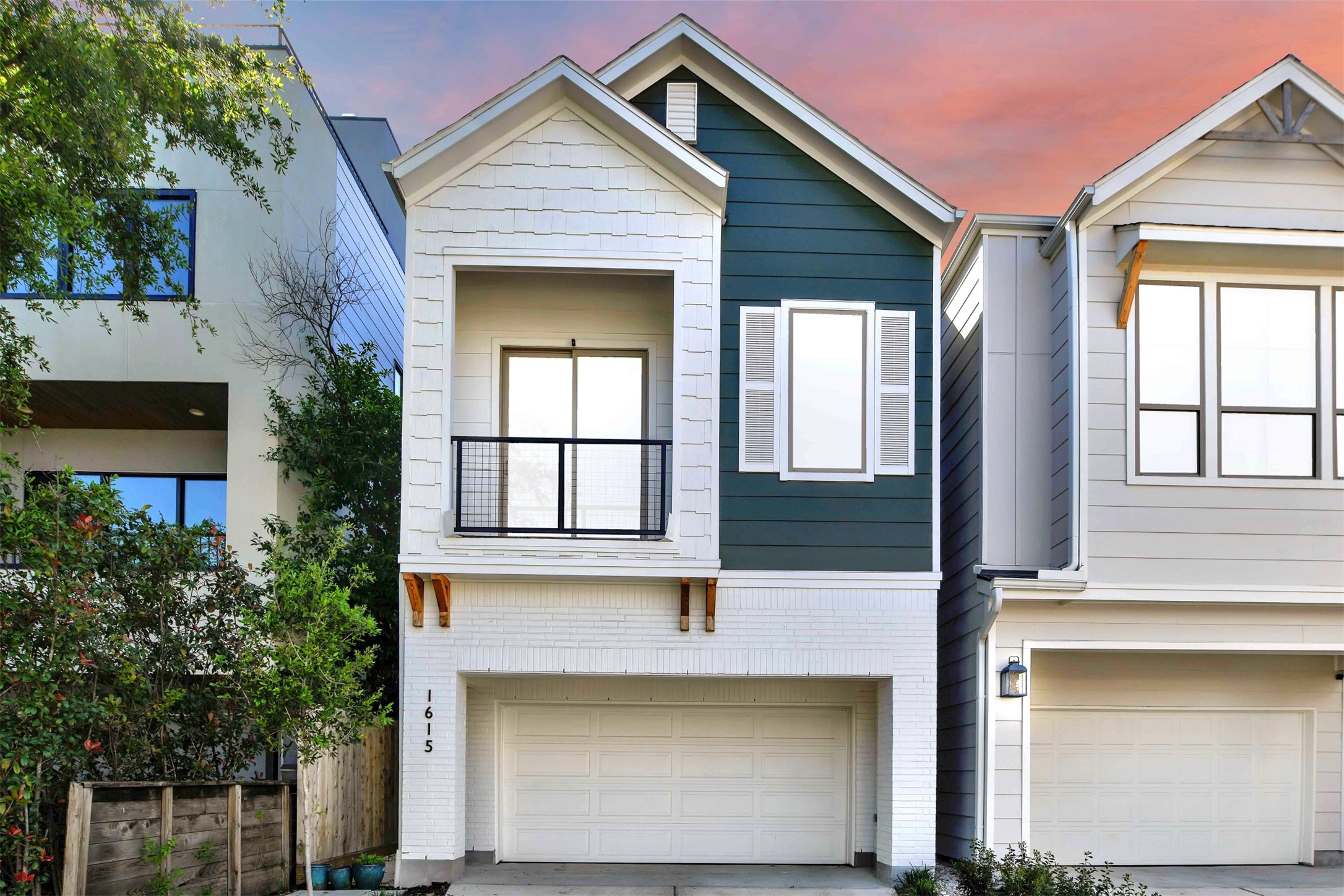 1615 Vermont Street Houston TX 77006