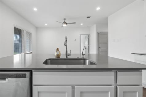 8031 House Bank Lane Rosharon TX 77583