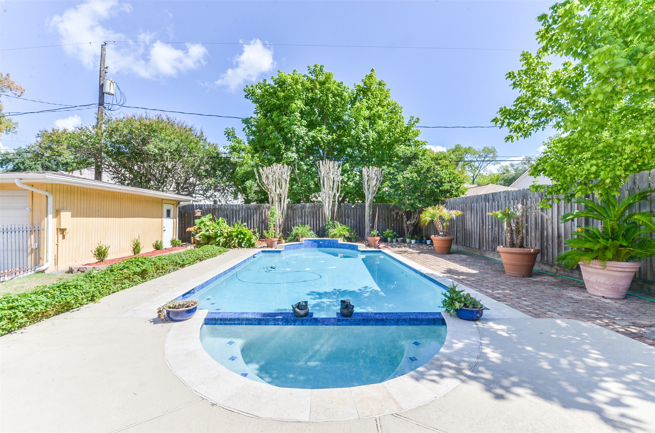 2030 Cheshire Lane Houston TX 77018