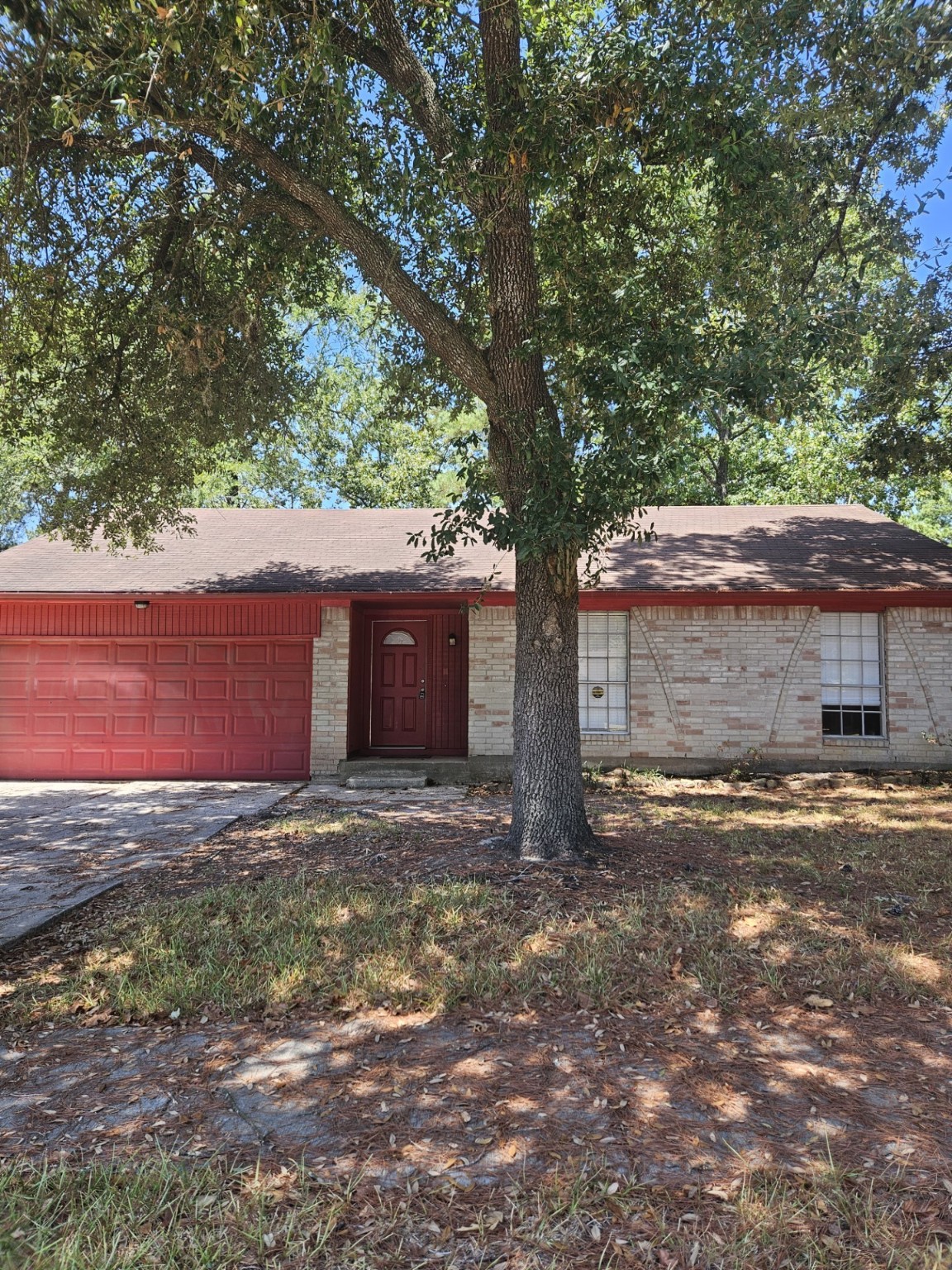 2 Ollerton Drive Conroe TX 77303