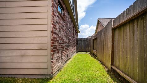 6532 Geisler Crossing Lane Dickinson TX 77539