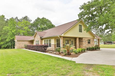 912 Tall Pines Drive Magnolia TX 77354