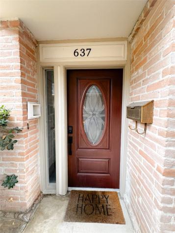 637 S Ripple Creek Drive 637 Houston TX 77057