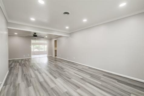 10221 Mayfield Road Houston TX 77043
