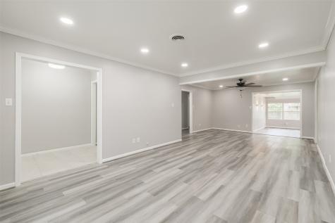 10221 Mayfield Road Houston TX 77043