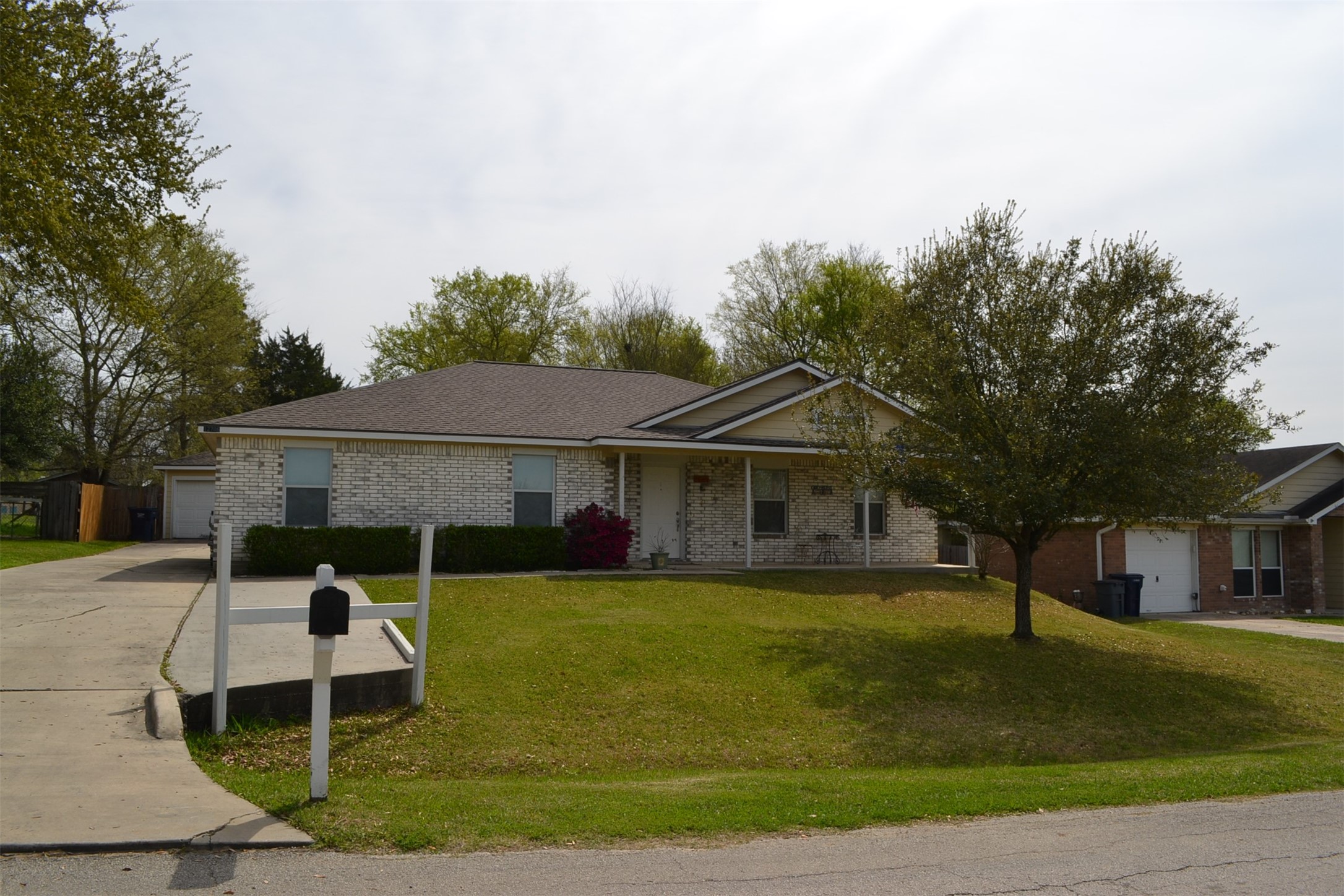 12706 Lake Conroe Hills Drive Willis TX 77318