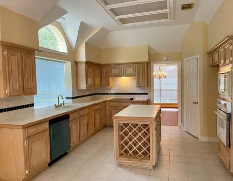 2015 Castlewind Court League City TX 77573