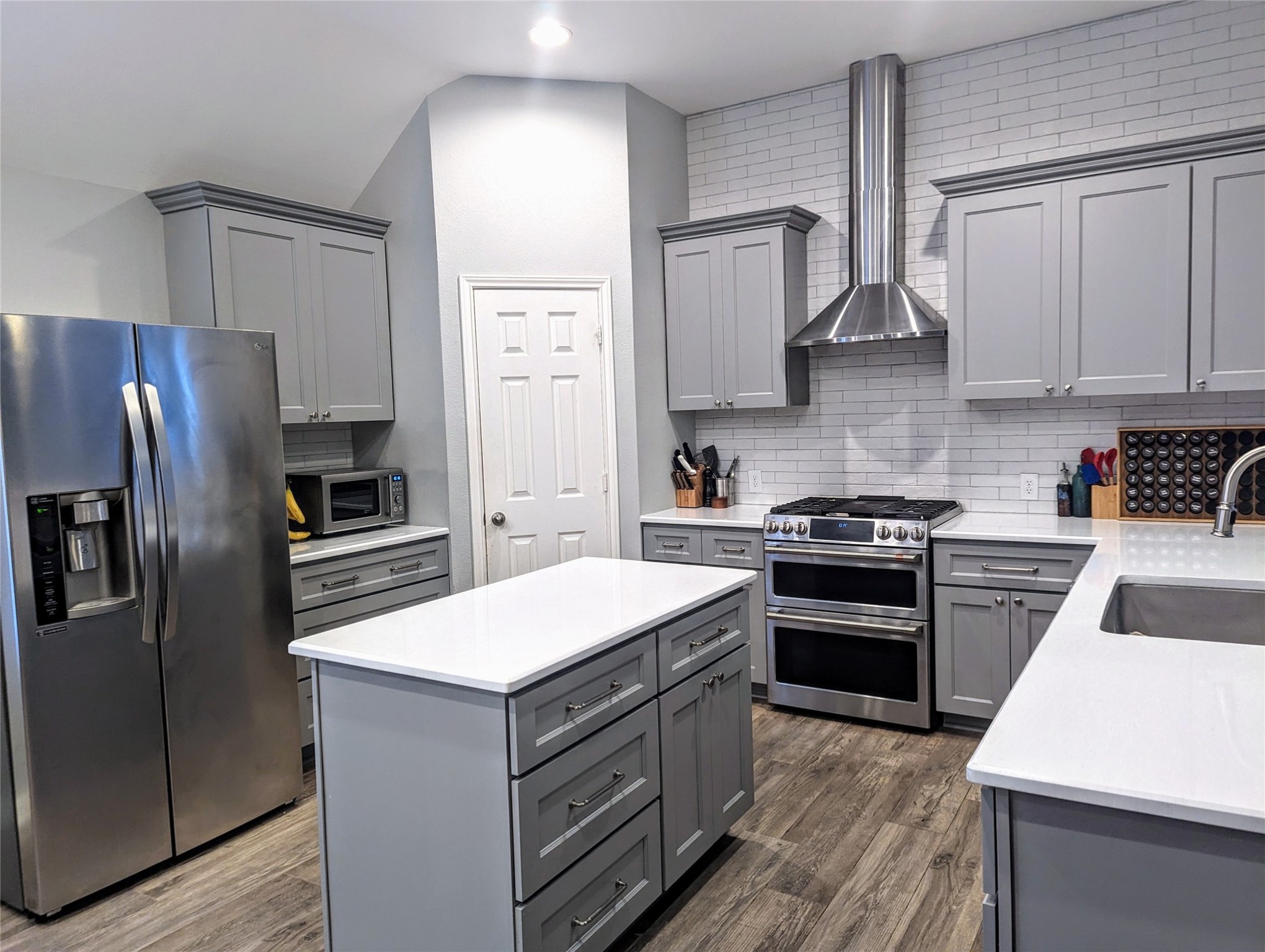 6101 Timbermoss Court League City TX 77573