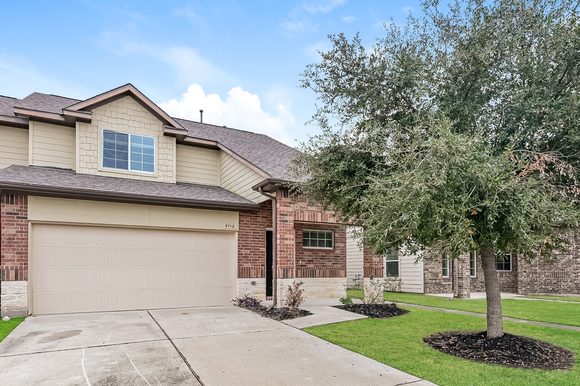 9718 Elia Court Houston TX 77044