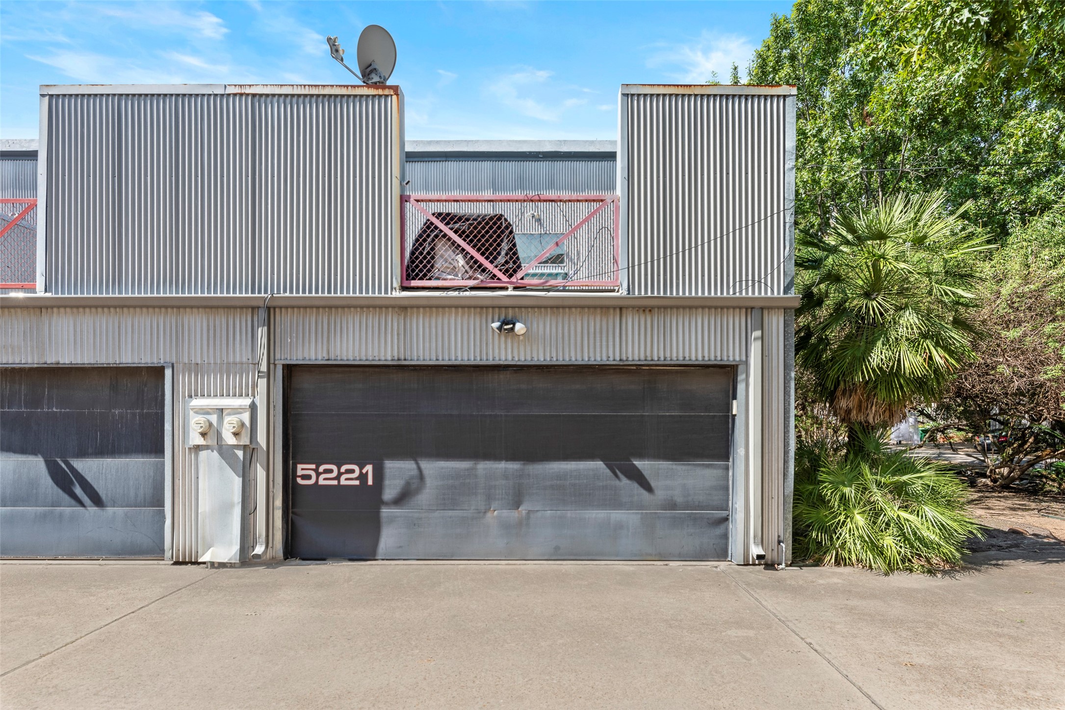 5221 Blossom Street Houston TX 77007