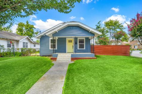 1823 Studewood Street Houston TX 77008