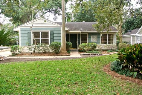 1525 Gardenia Drive Houston TX 77018