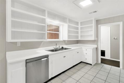 117 E 5th Street Deer Park TX 77536