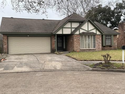 11230 Angelique Drive Houston TX 77065