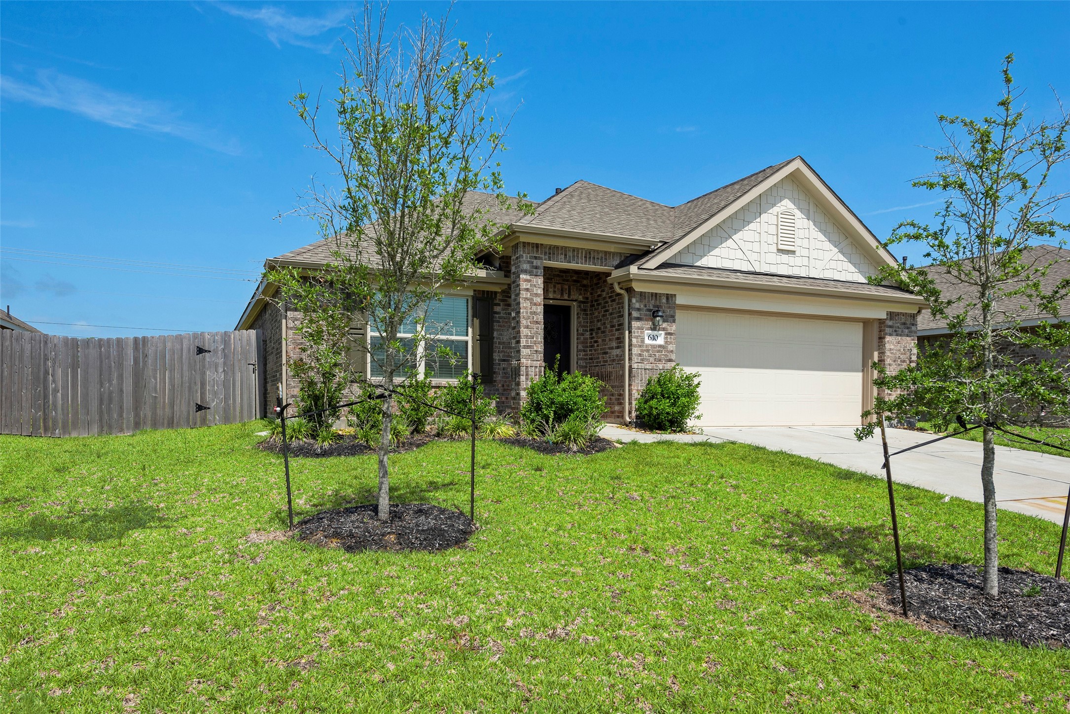 610 Harbor Colony Lane La Marque TX 77568