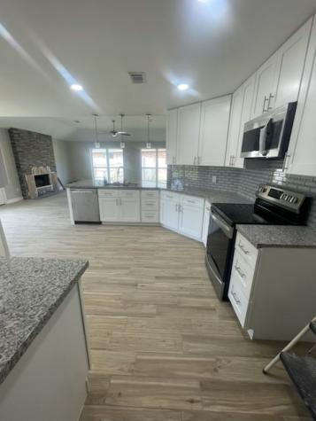 7415 Crystalglen Lane Houston TX 77095