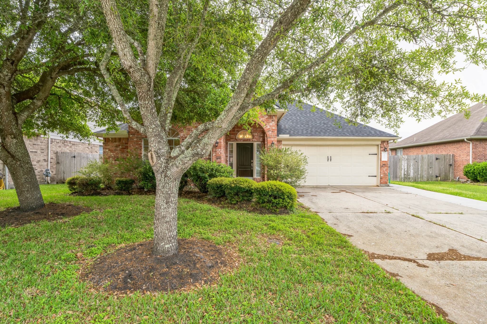 3005 Gardencrest Lane Dickinson TX 77539