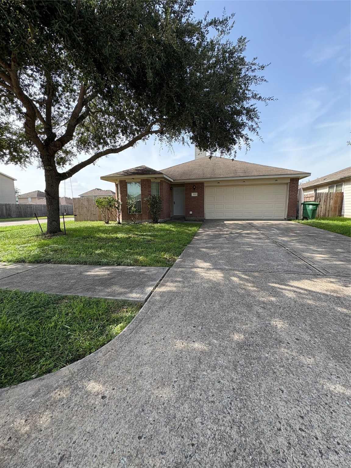 5703 Vision Lane Houston TX 77048