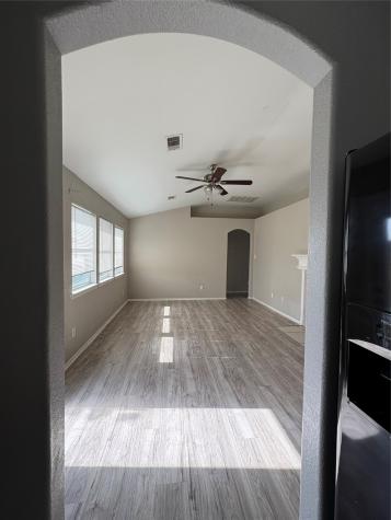 5703 Vision Lane Houston TX 77048