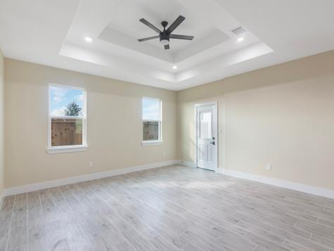 327 Road 5840 Cleveland TX 77327