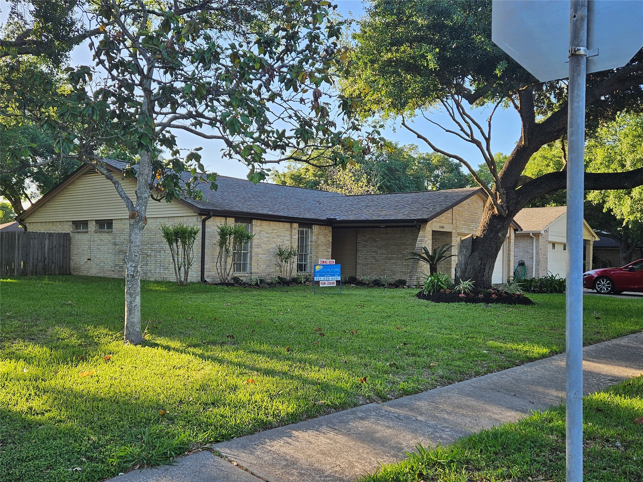 1303 Ashwood Drive Sugar Land TX 77498