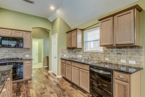 2126 Red Timber Court League City TX 77573