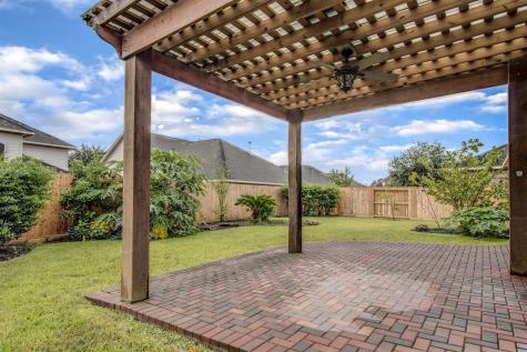 2126 Red Timber Court League City TX 77573