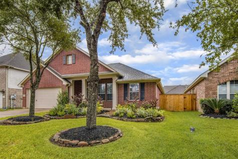 2126 Red Timber Court League City TX 77573