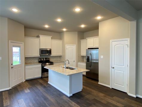 247 Biltmore Loop Montgomery TX 77316