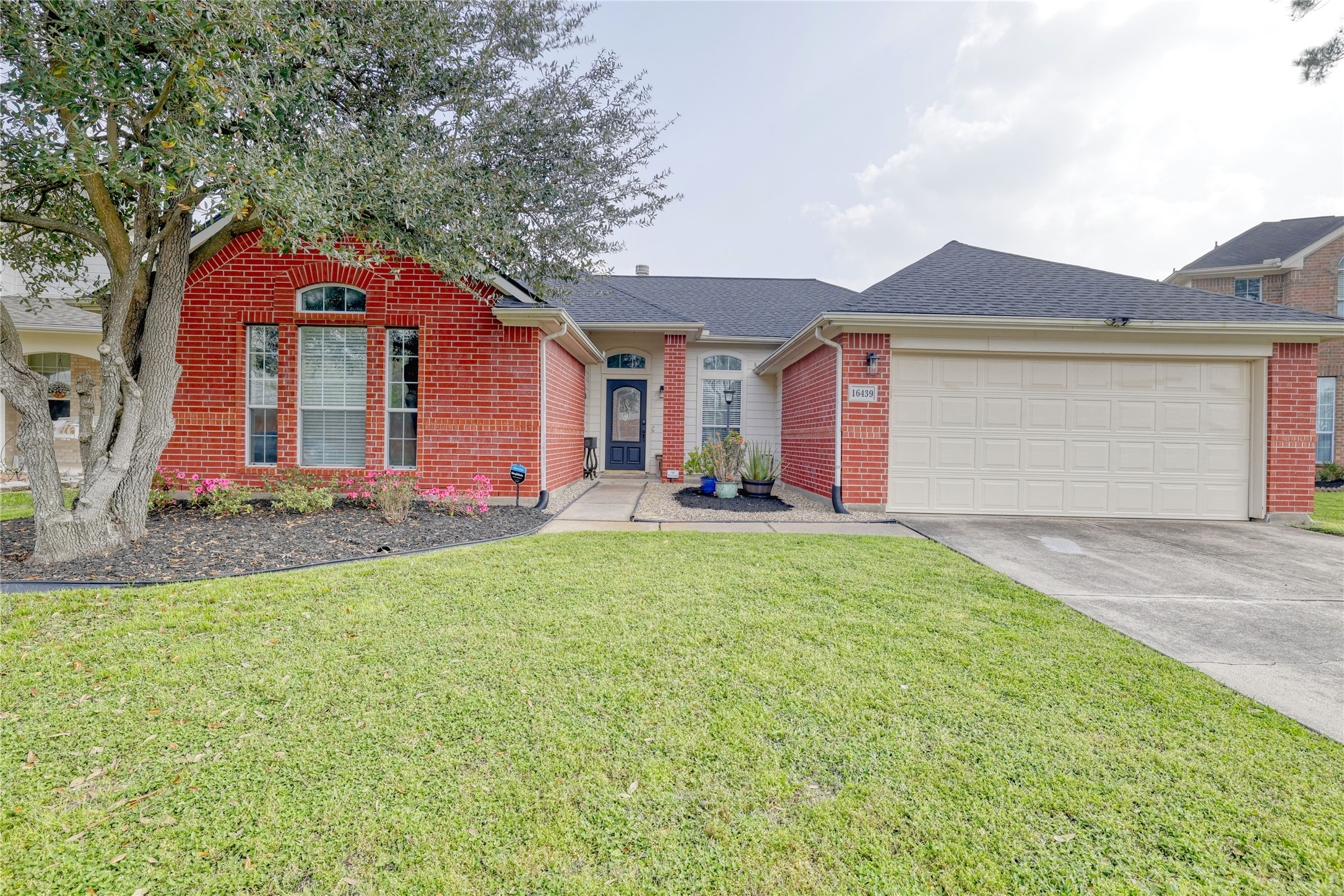 16439 Sunlamp Court Houston TX 77095