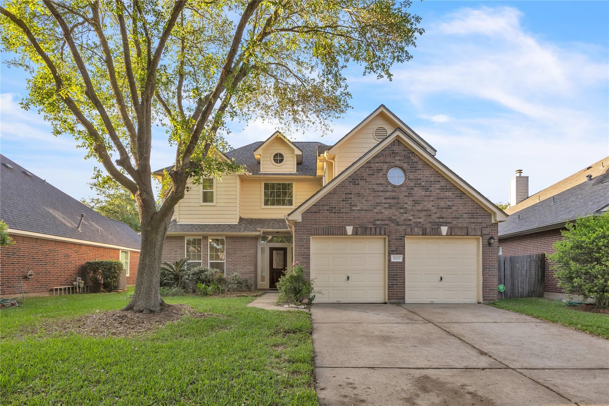 5523 Santa Chase Lane Sugar Land TX 77479