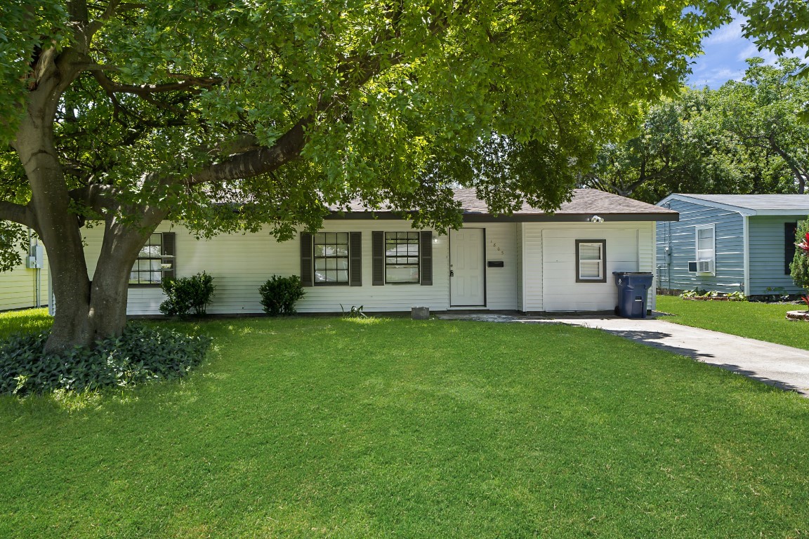 1805 1st Avenue N Texas City TX 77590