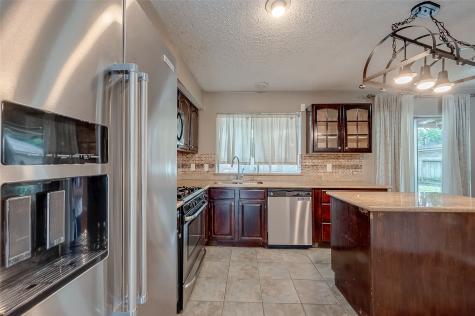 7610 Evergreen Brook Way Houston TX 77095