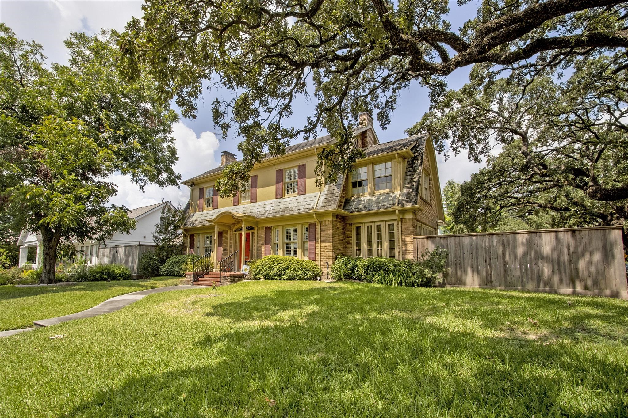 1602 Missouri Street Houston TX 77006