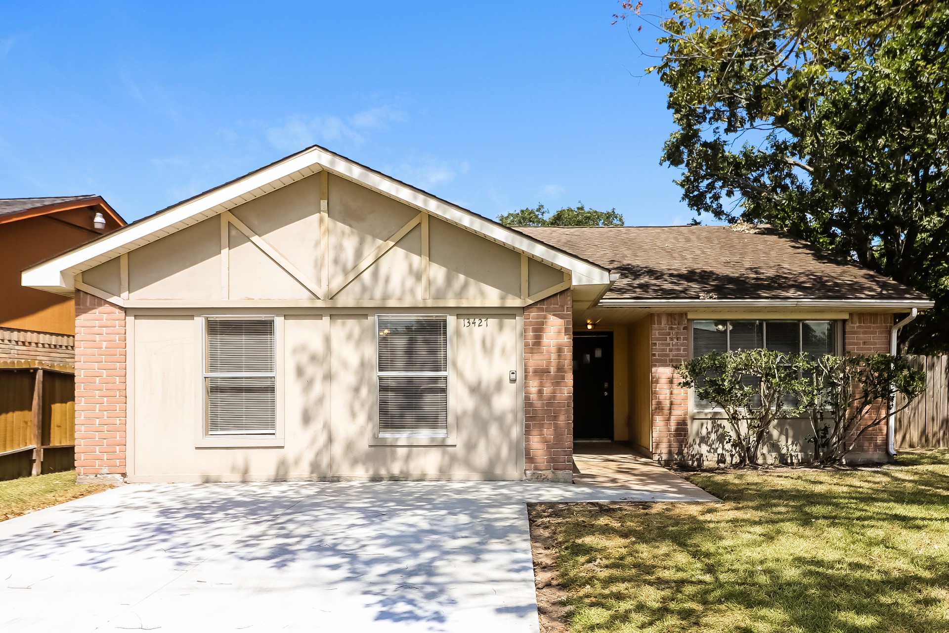13427 Boonway Drive Houston TX 77045