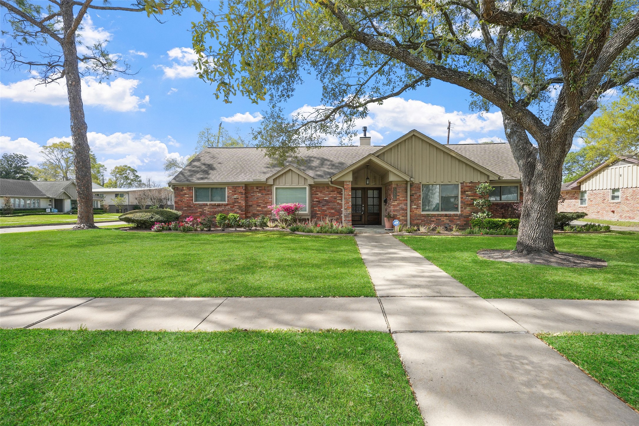 5058 Yarwell Drive Houston TX 77096