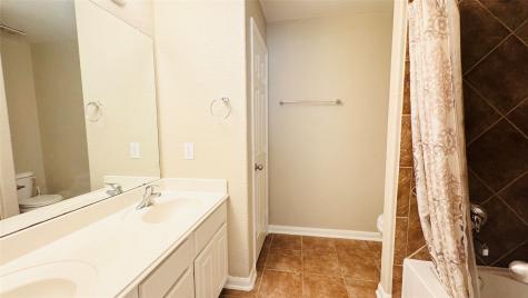 5639 Horseshoe Falls Missouri City TX 77459