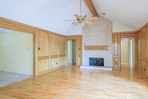 3011 W Steepbank Circle Sugar Land TX 77479