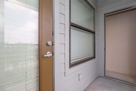 2930 Plum Creek Lane 307 Houston TX 77087