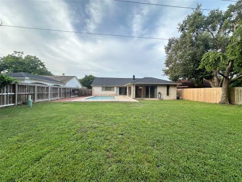 12139 Huntington Park Drive Houston TX 77099