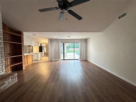 12139 Huntington Park Drive Houston TX 77099