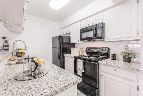8162 Richmond Avenue 1701 Houston TX 77063