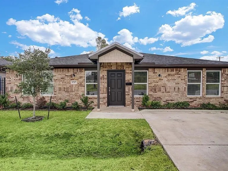 8703 Duane Street Houston TX 77051
