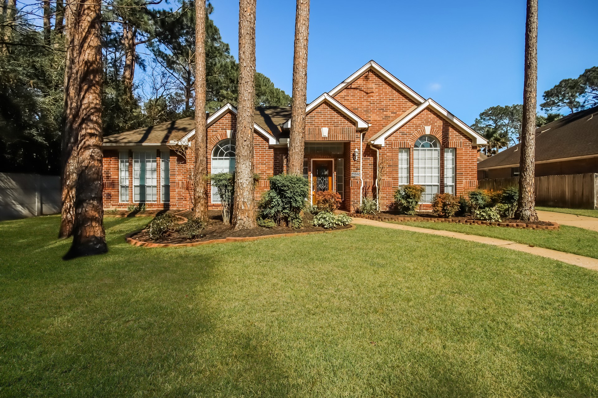 4022 N Dawn Cypress Court Houston TX 77059