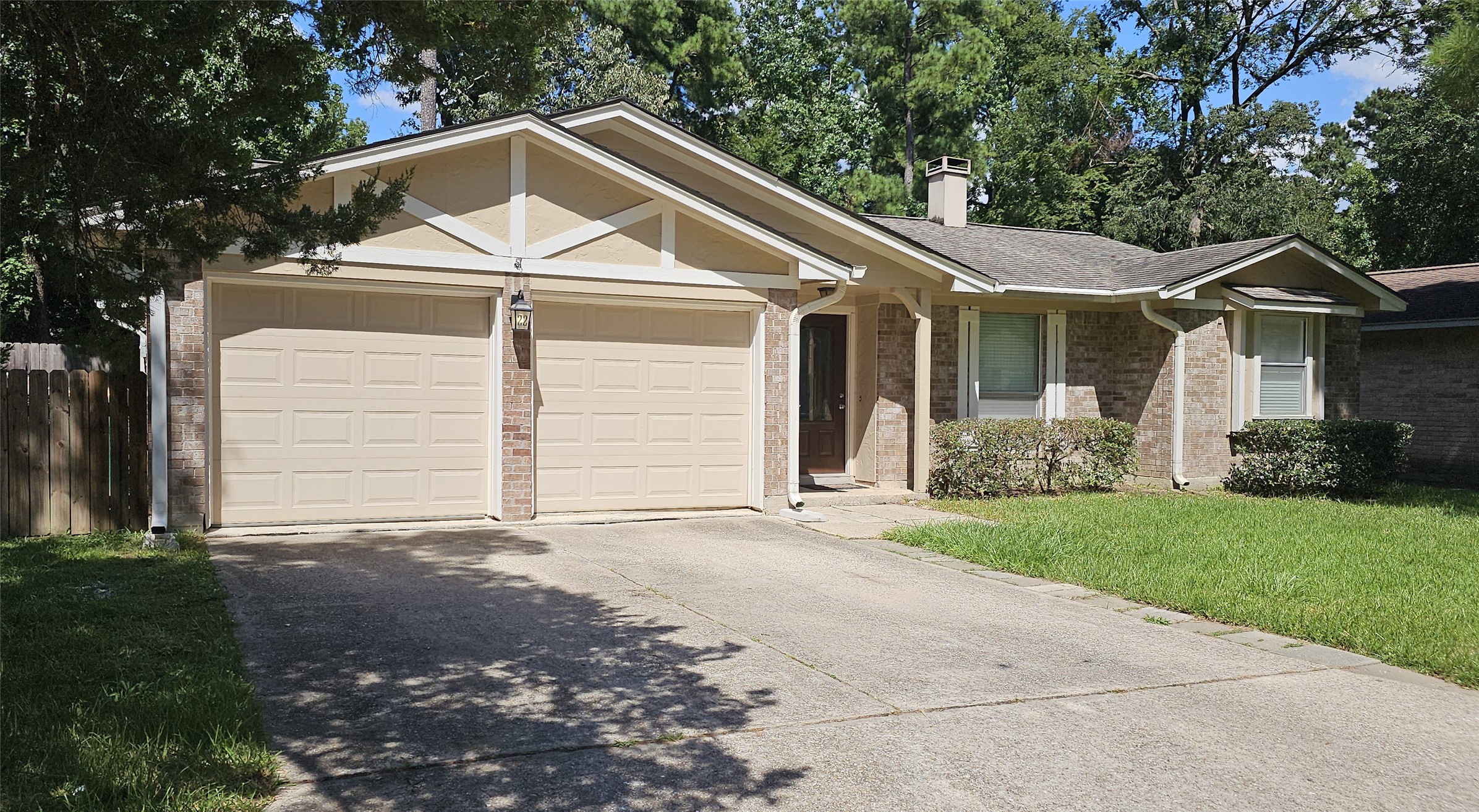 22 W Broken Oak Court The Woodlands TX 77381