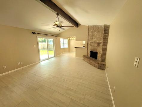 22 W Broken Oak Court The Woodlands TX 77381