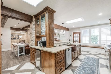 8638 Oakford Drive Houston TX 77024